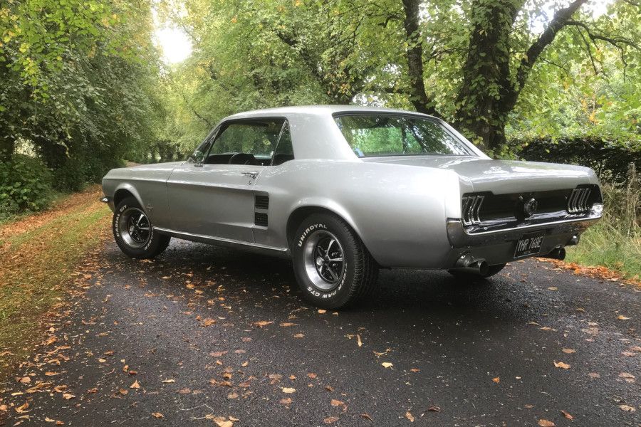 1967 Ford Mustang Image 2
